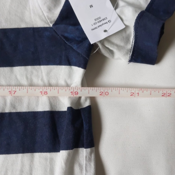 Gap vintage V-Neck - Picture 3 of 4